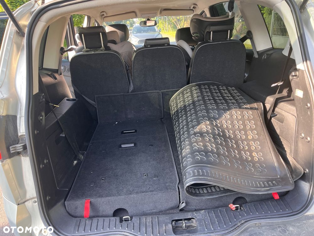 Ford S-Max - 5