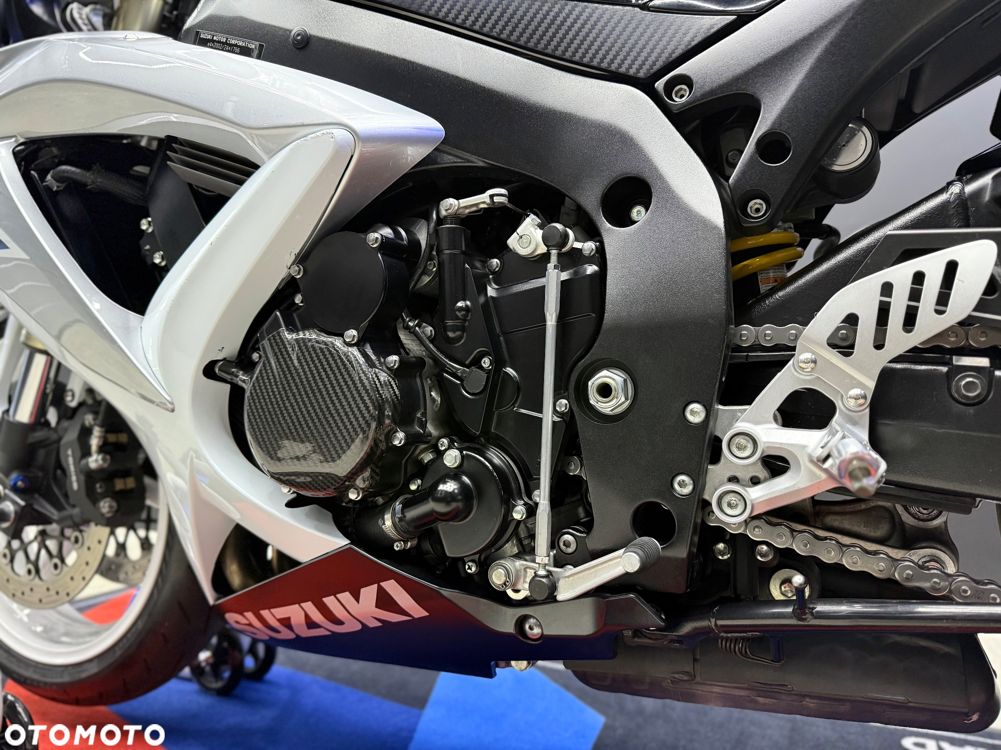 Suzuki GSX-R - 15