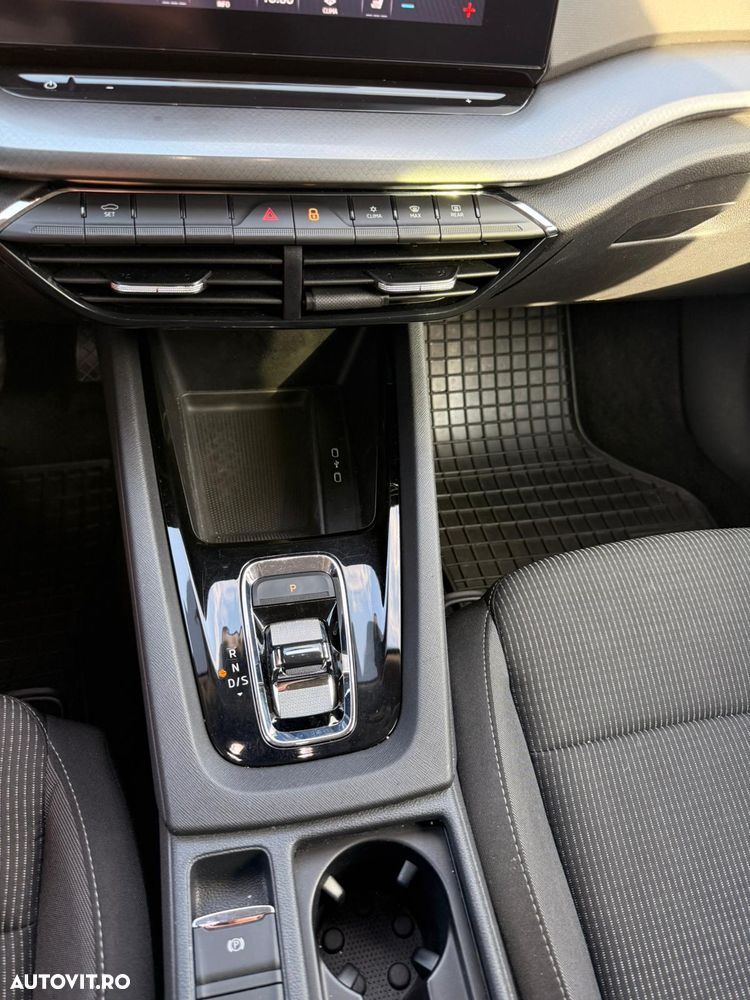 Skoda Octavia 2.0 TDI DSG Ambition - 19