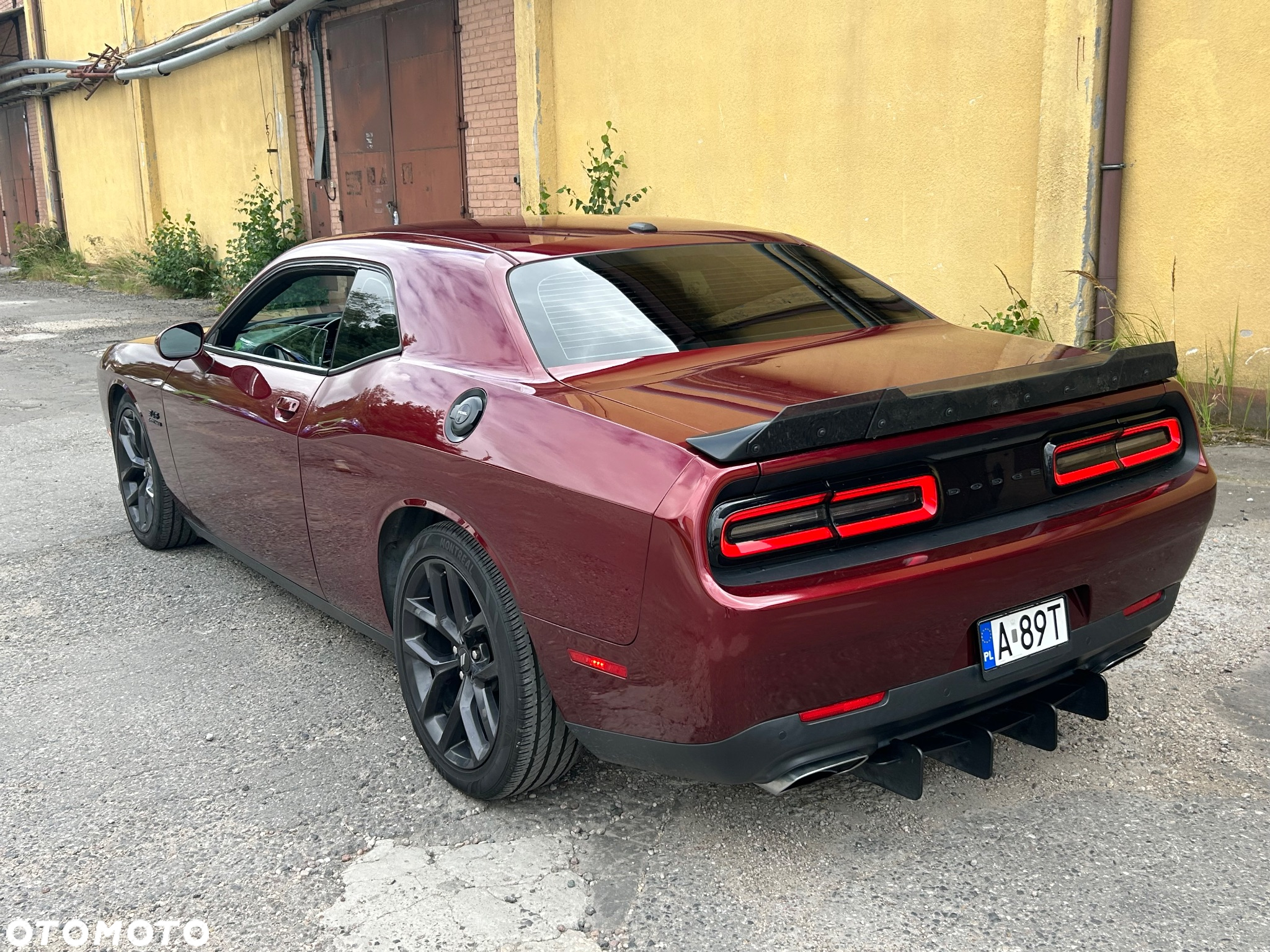 Dodge Challenger 5.7 R/T - 2