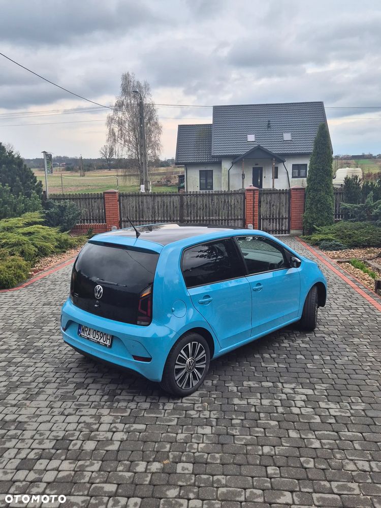 Volkswagen up! 1.0 Black Style - 6