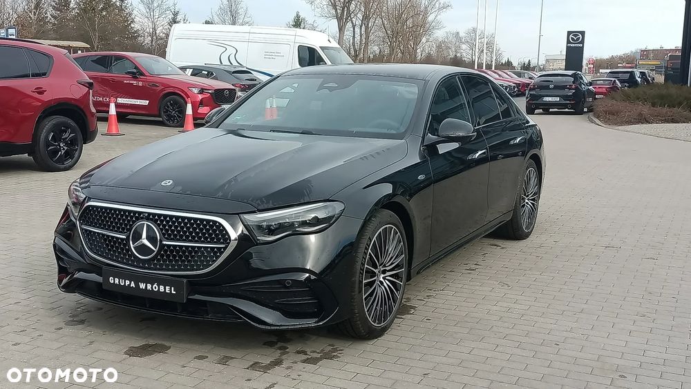 Mercedes-Benz Klasa E 300 de PHEV 4-Matic AMG 9G-Tronic - 3