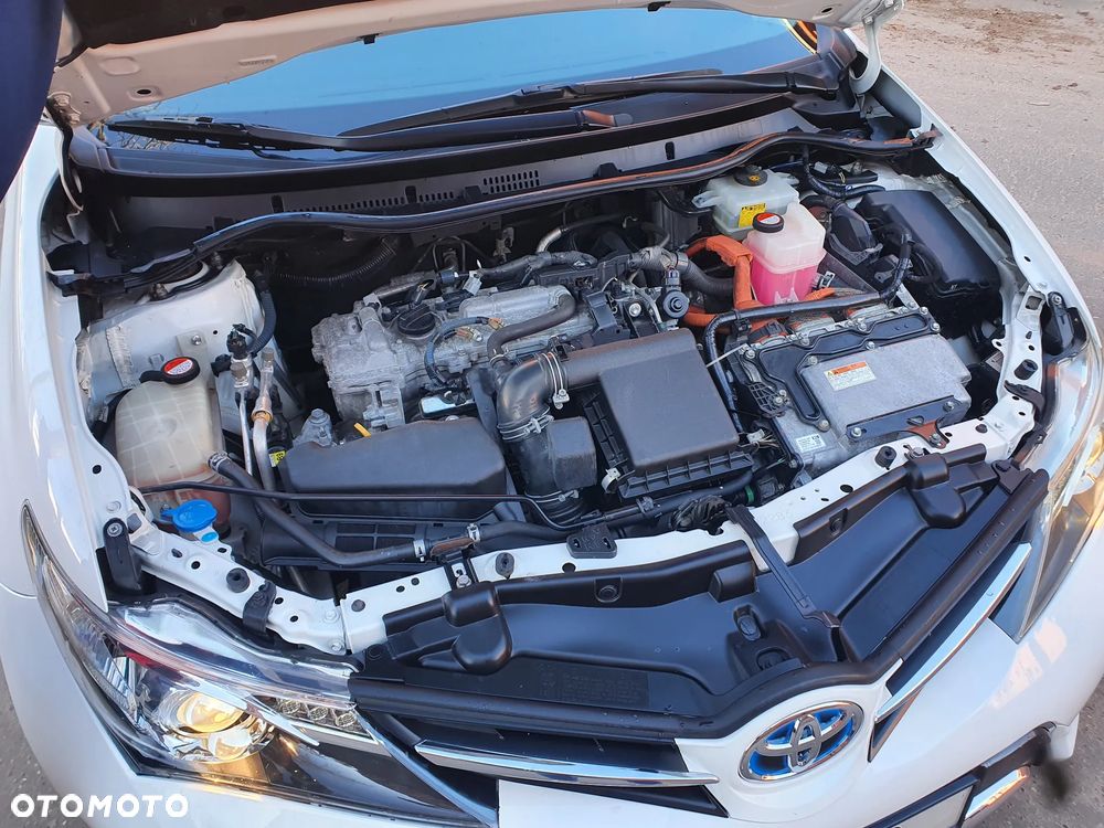 Toyota Auris 1.8 HSD Prestige - 23