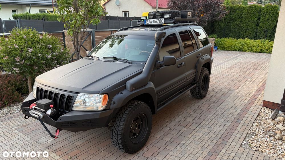 Jeep Grand Cherokee - 18