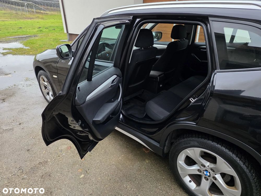 BMW X1 xDrive20d - 10
