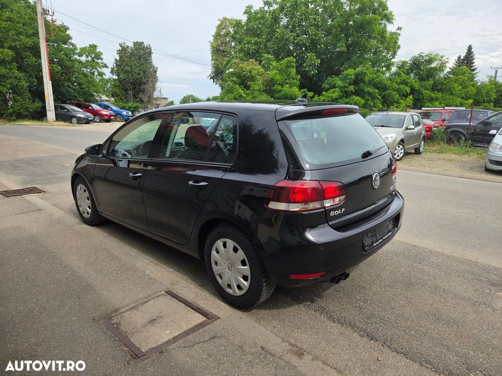 Volkswagen Golf 2.0 TDI Comfortline - 4