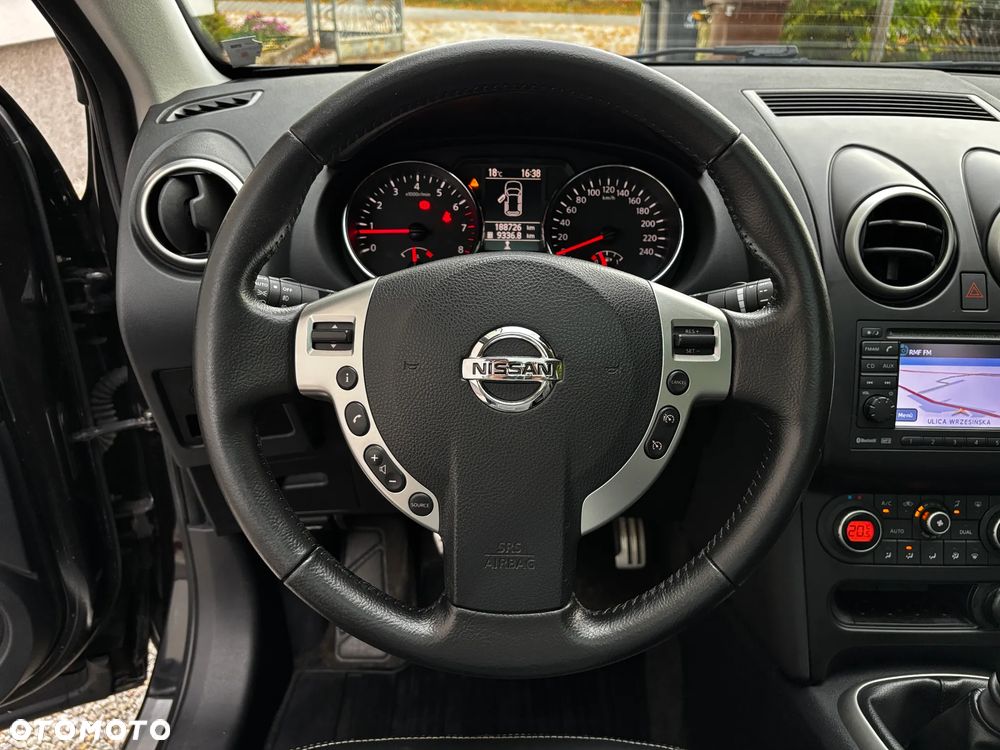 Nissan Qashqai 2.0 4 x 4 tekna - 36