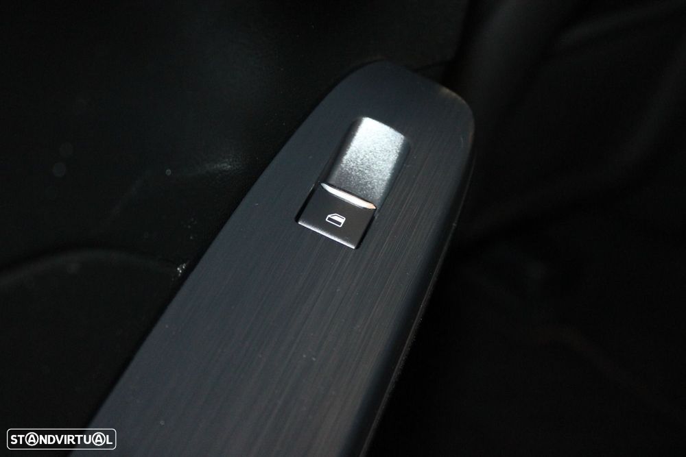 Ford Kuga 1.5 TDCi EcoBlue Titanium Aut. - 30