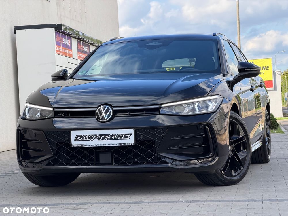 Volkswagen Passat Variant 2.0 TDI SCR DSG R-Line - 3