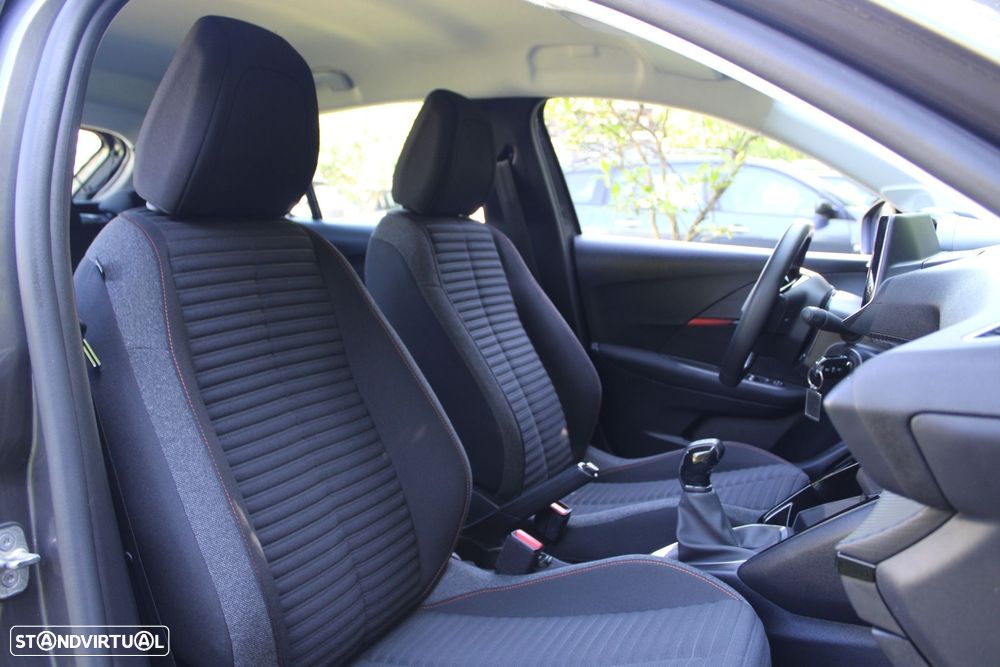 Peugeot 208 1.2 PureTech Active - 25