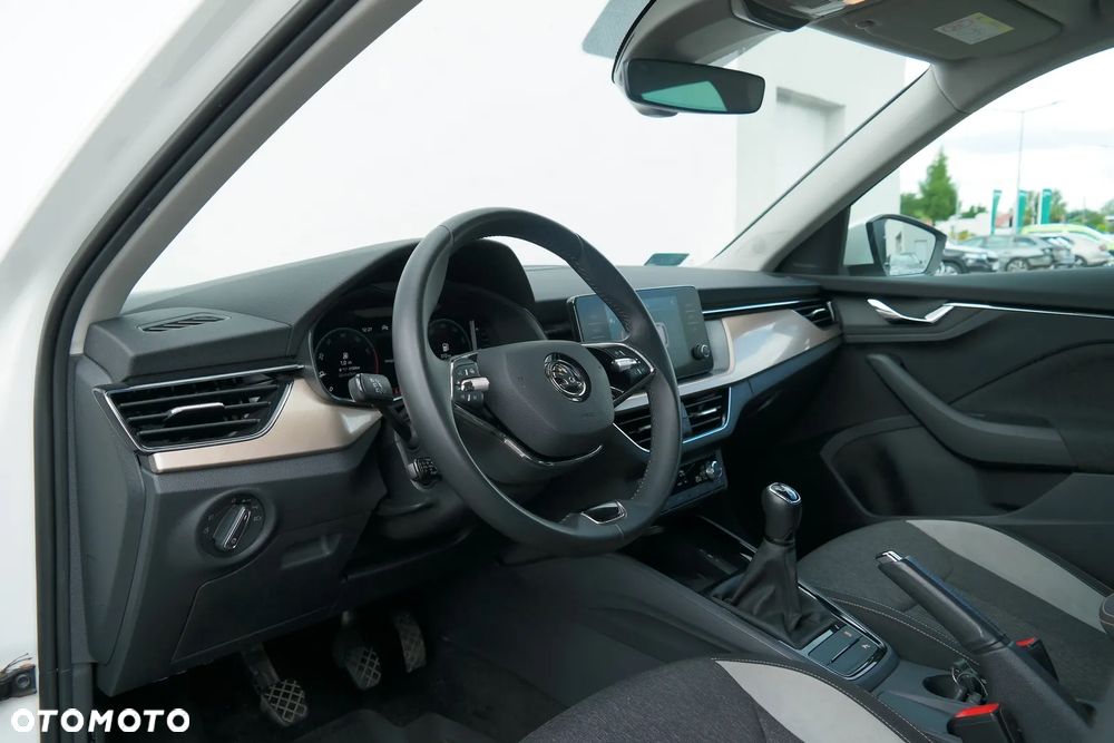 Skoda Kamiq 1.0 TSI Style - 8