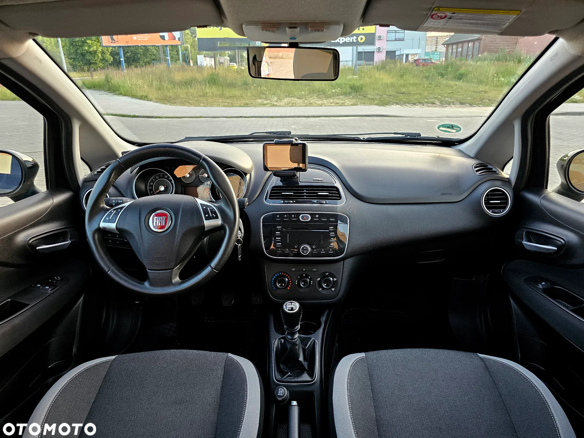 Fiat Punto 2012 1.4 8V Estiva Blue&Me Euro5 - 6