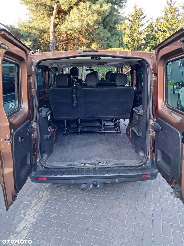 Renault Trafic - 12