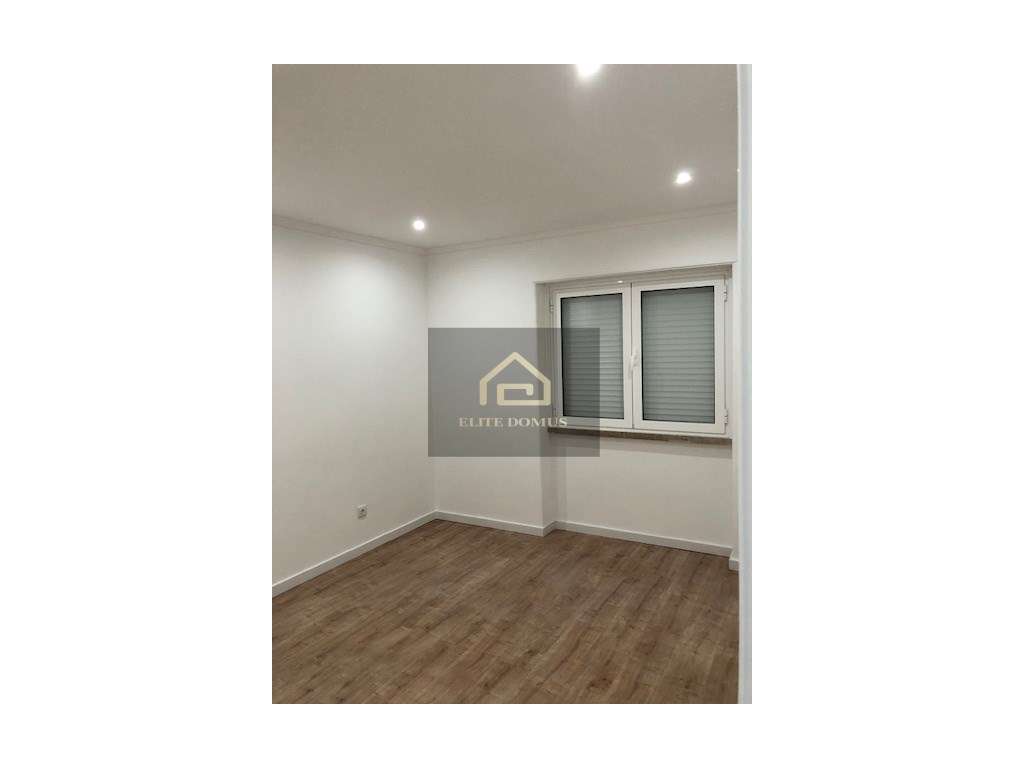 T3 Totalmente Remodelado - Falagueira. - Grande imagem: 3/14