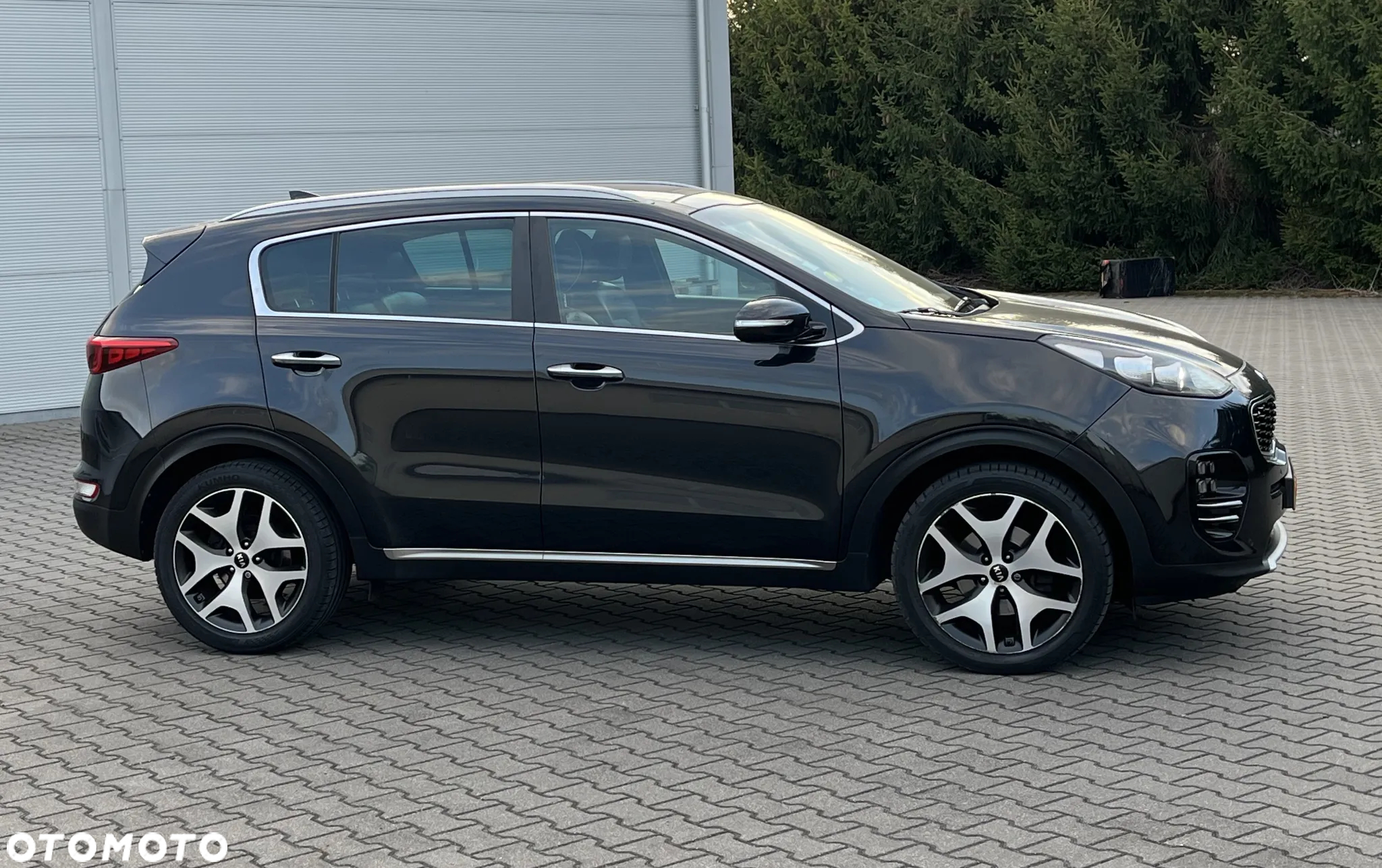 Kia Sportage 2,0 CRDI 2WD ISG Spirit - 3