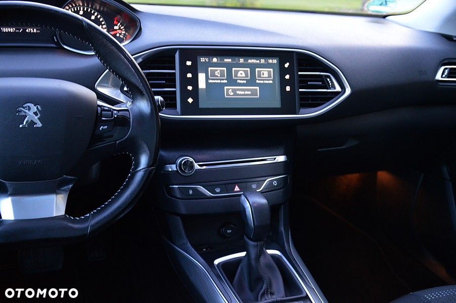 Peugeot 308 BlueHDi 150 EAT6 Stop & Start Business-Line - 28