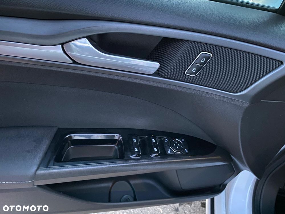 Ford Mondeo 2.0 EcoBlue Trend - 19