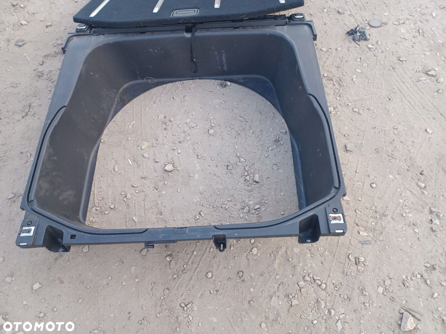 JEEP GRAND CHEROKEE WK2 DYWAN WYKŁADZINA WNĘKA WKŁAD PODŁOGA BAGAŻNIKA - 3