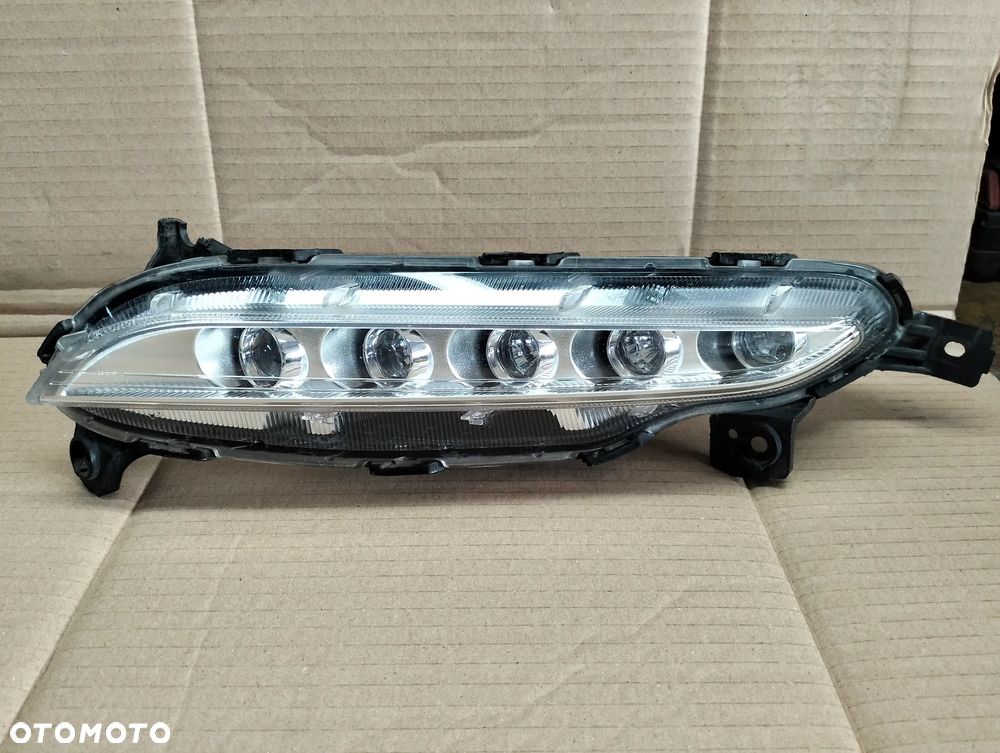 HYUNDAI TUCSON 2 LED LEWY DRL - 1