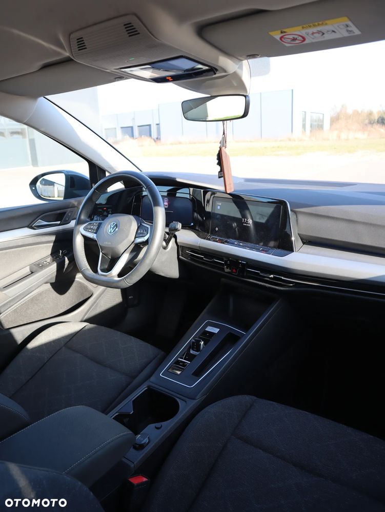 Volkswagen Golf - 25