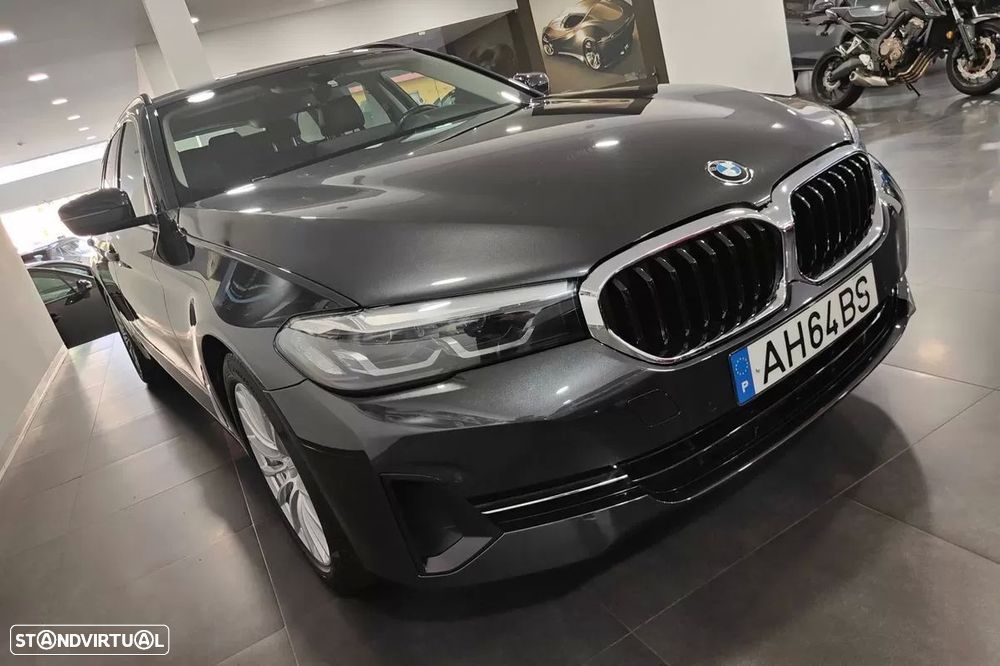BMW 520 e Line Luxury - 9
