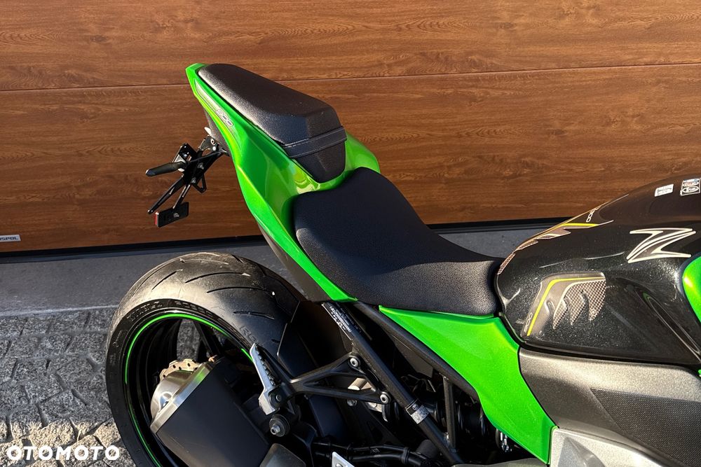 Kawasaki Z 900 - 10