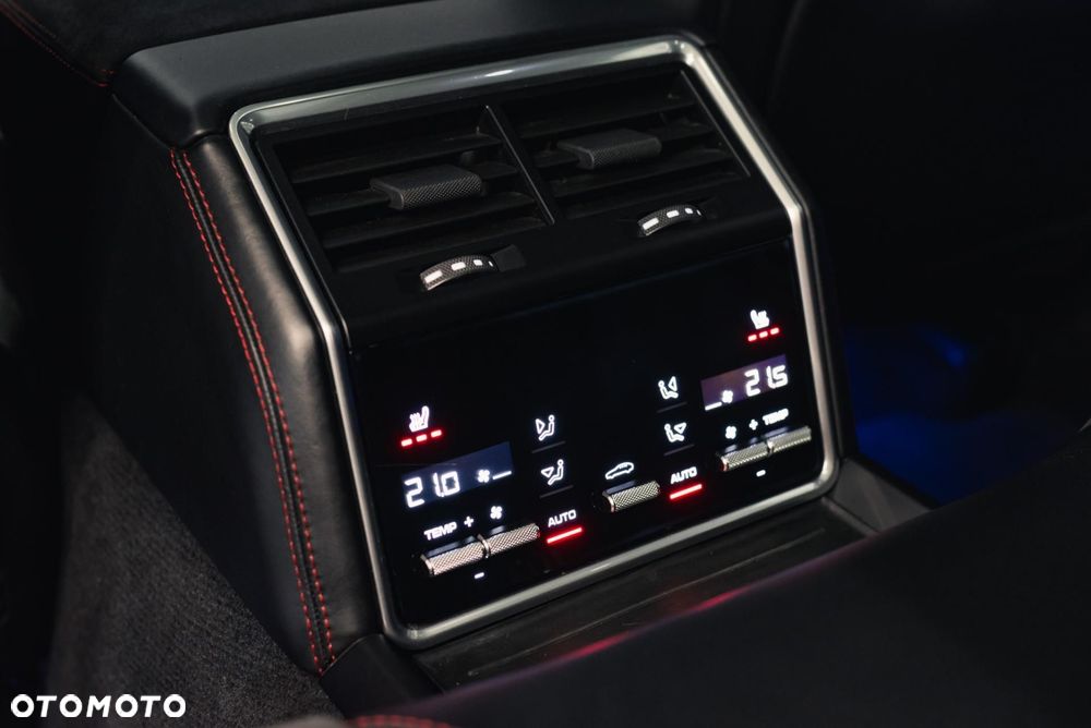Porsche Panamera GTS - 38