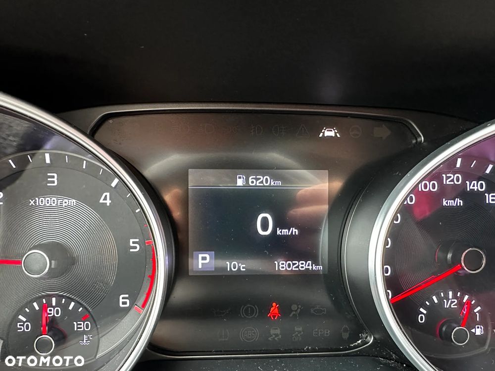 Kia Ceed 1.6 CRDi SCR M DCT - 11