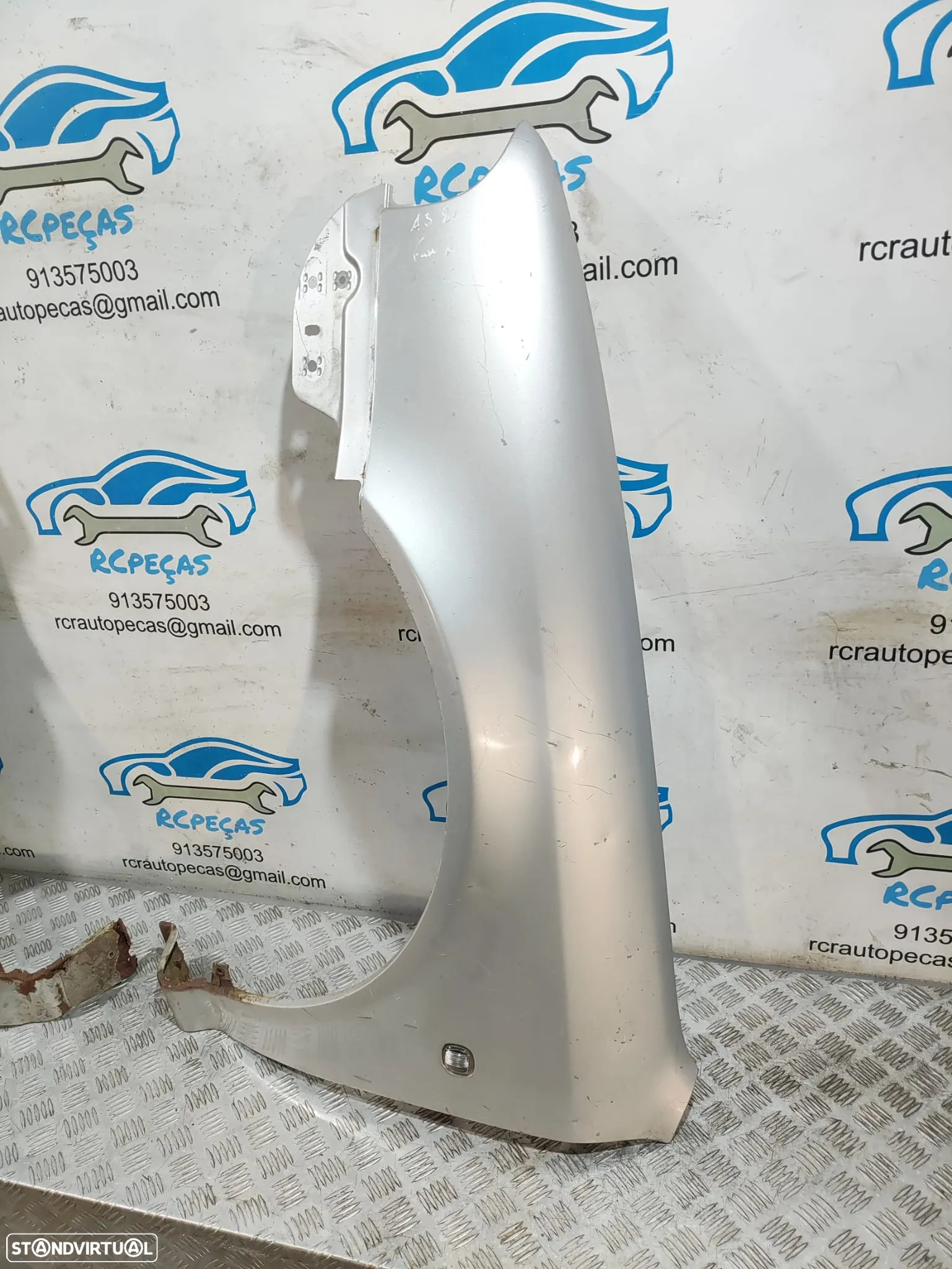 Guarda Lamas Direito Original Audi A3 - 8L Fase 2 - 4