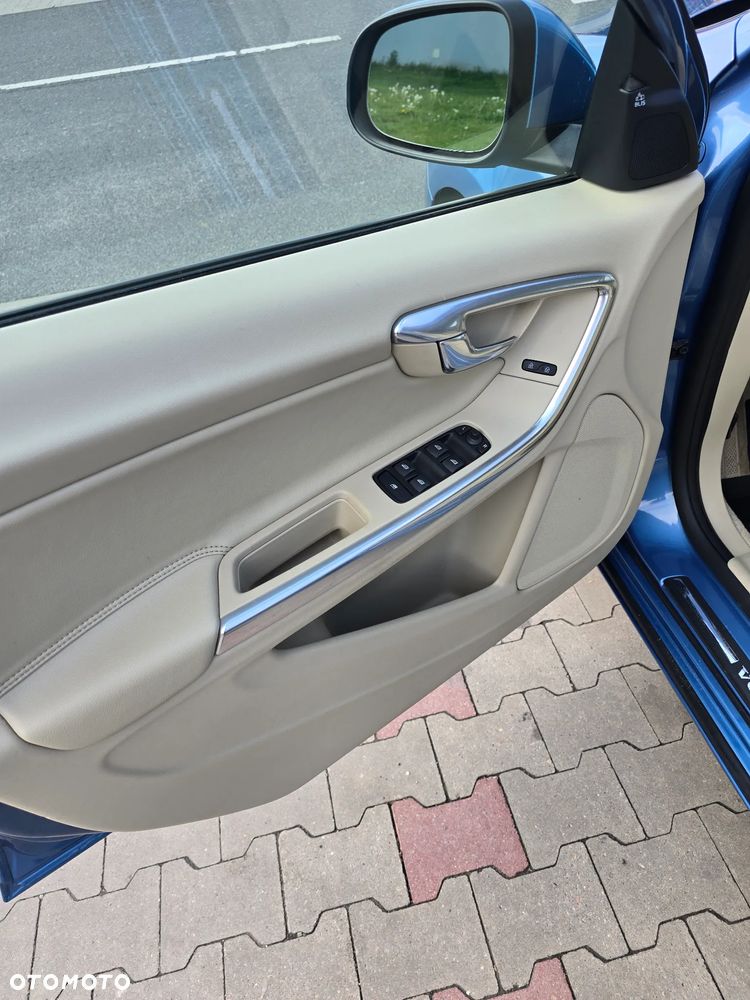 Volvo S60 T5 Drive-E R-Design Momentum - 25