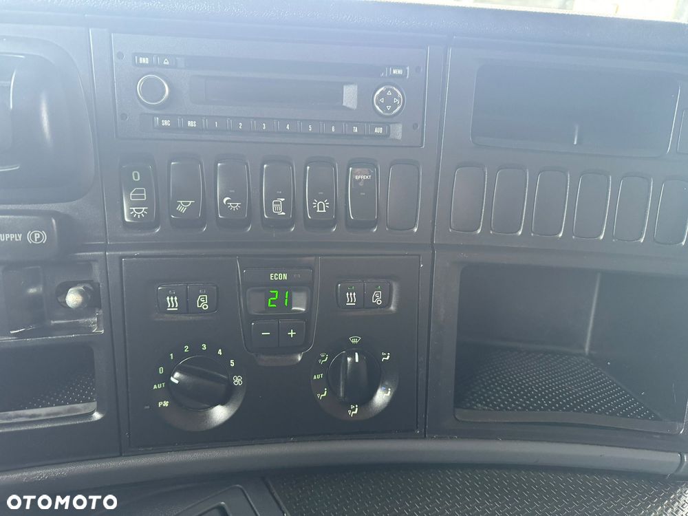 Scania P 230 , 4X2 - 11