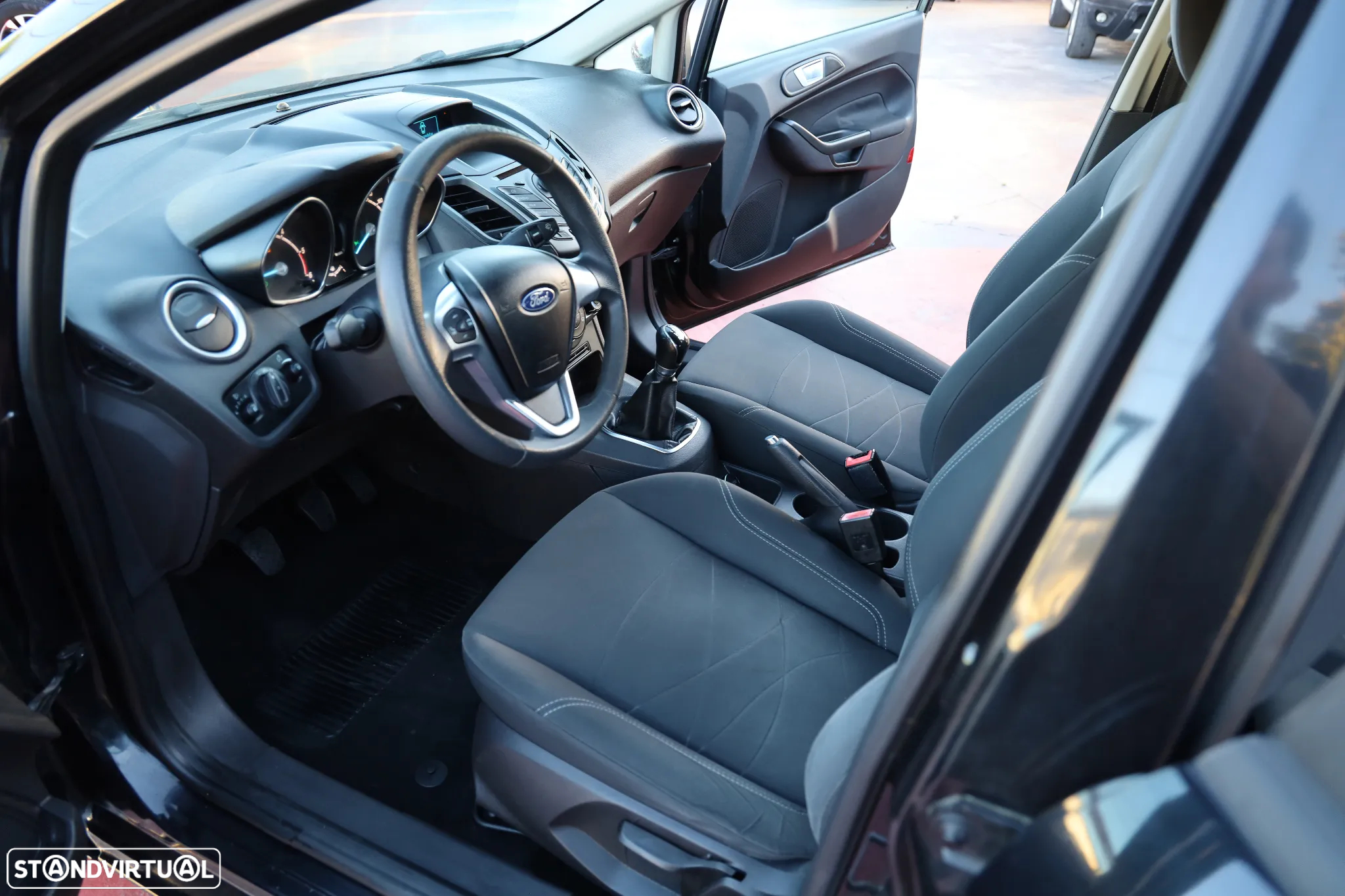 Ford Fiesta 1.5 TDCi Trend - 10
