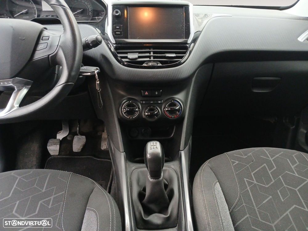 Peugeot 2008 1.6 BlueHDi Active - 11