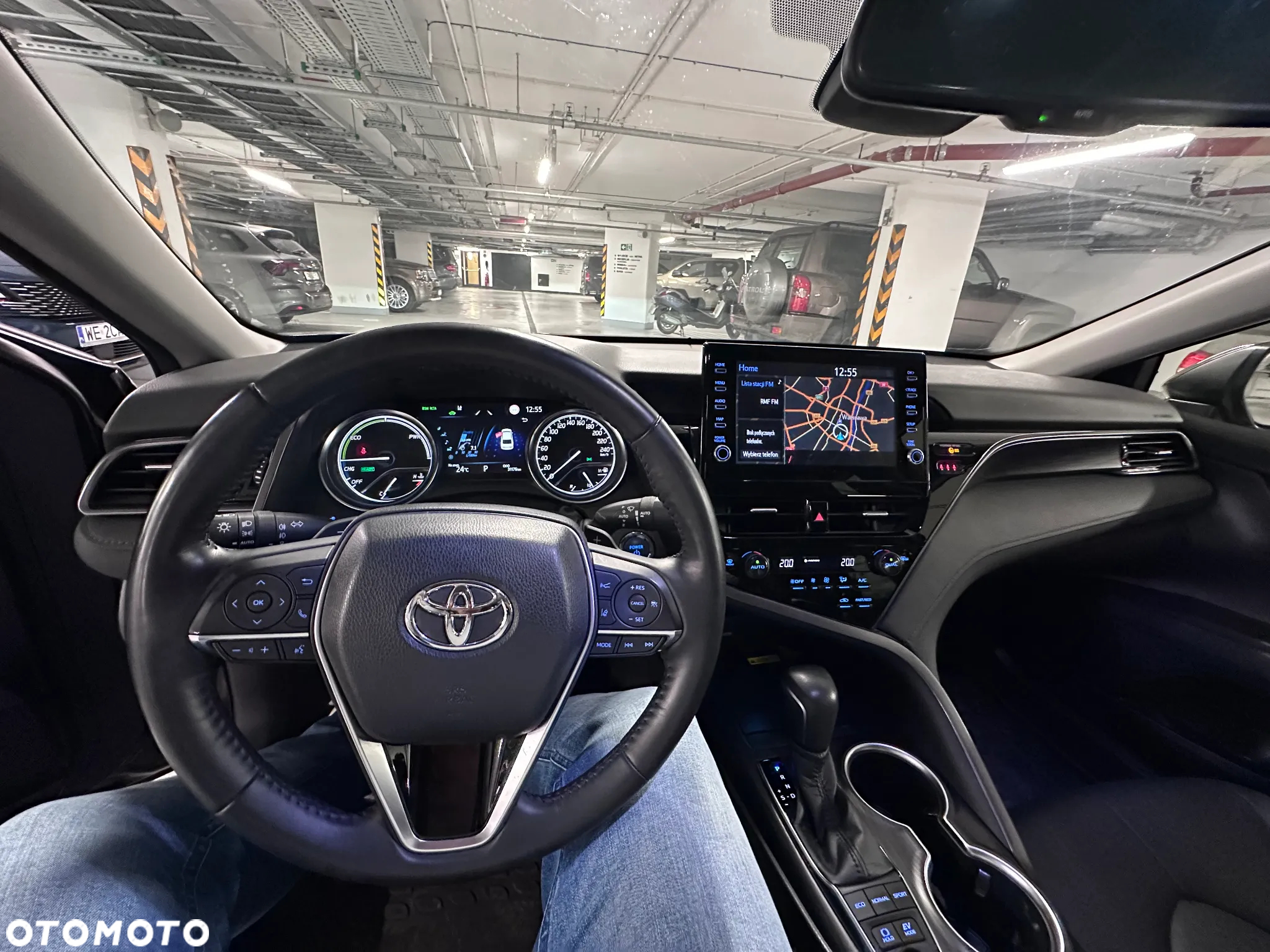 Toyota Camry 2.5 Hybrid Executive CVT - 9