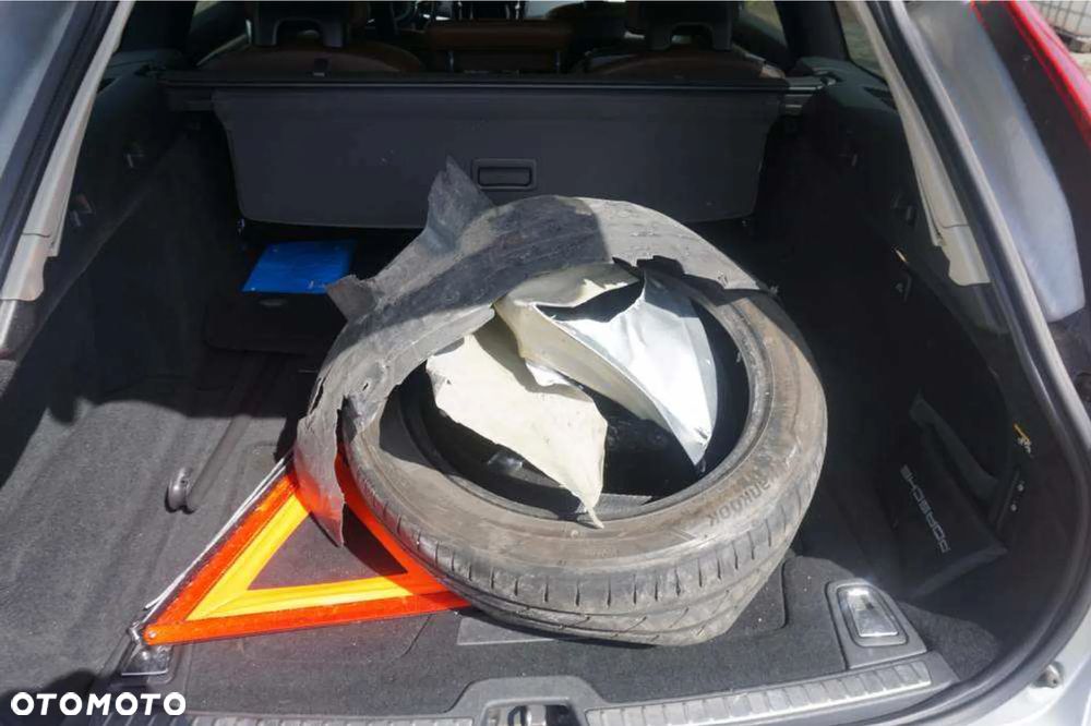 Volvo V90 D4 Momentum - 15