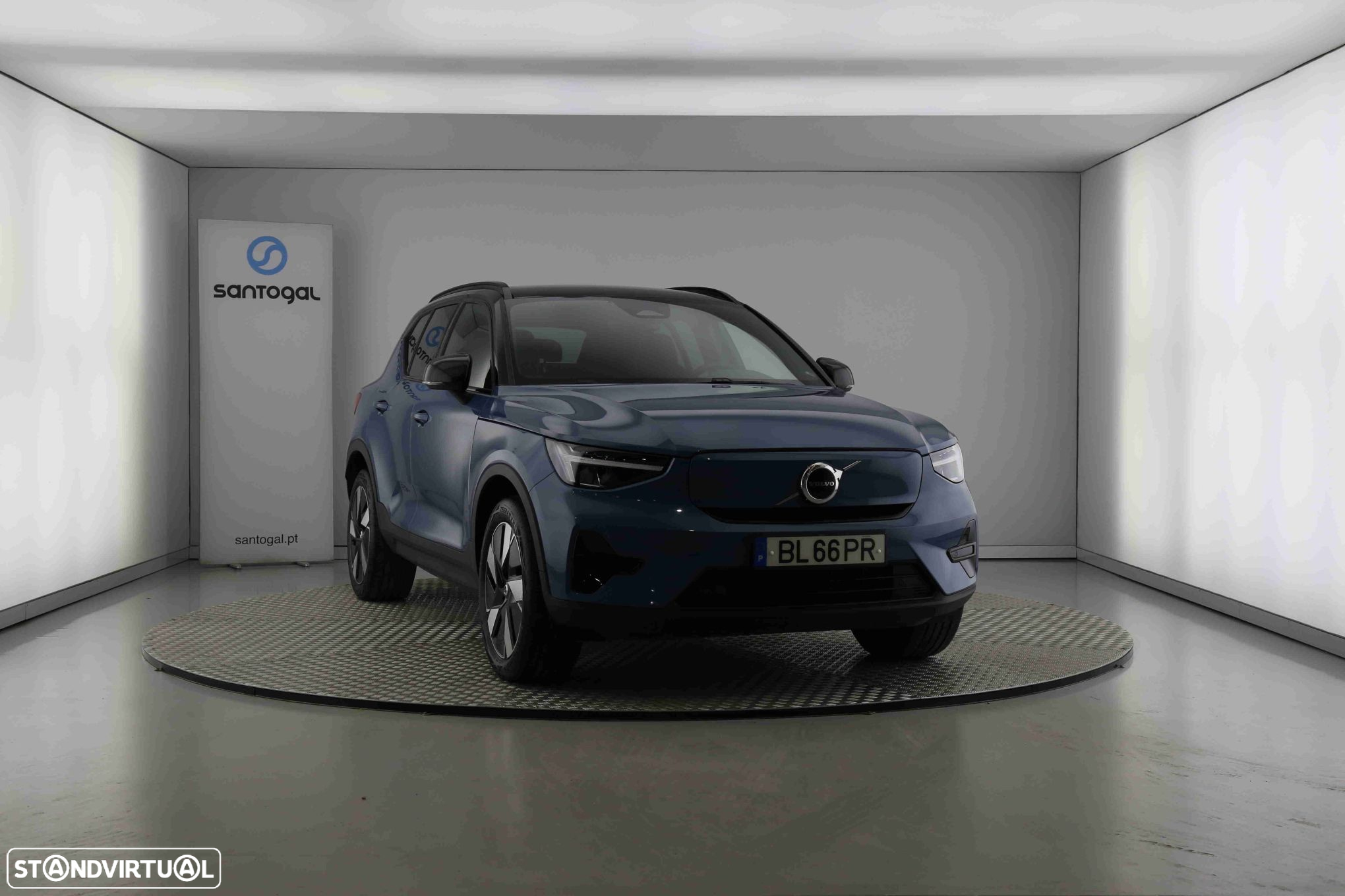 Volvo EX40 82 kWh Single Motor Extended Range Plus - 2