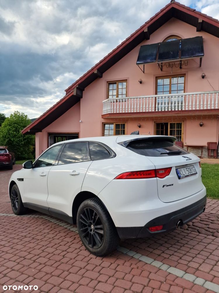 Jaguar F-Pace 30t AWD Prestige - 6