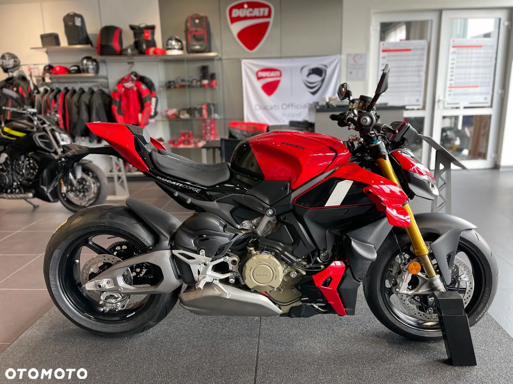 Ducati Streetfighter V4 - 1