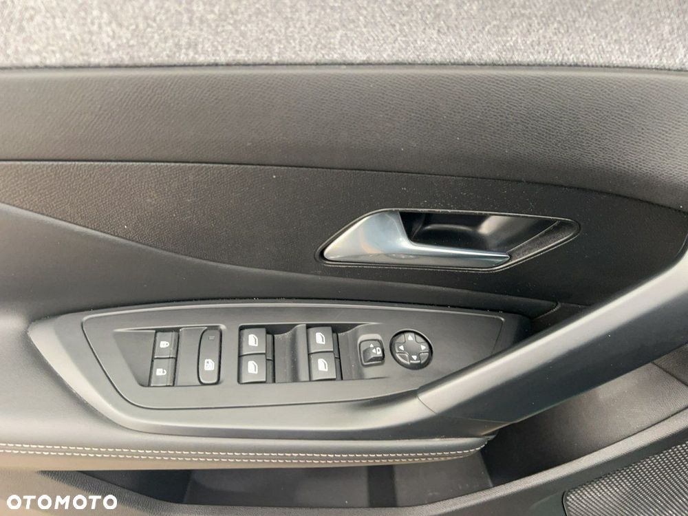 Peugeot 308 1.5 BlueHDi Business S&S EAT8 - 13