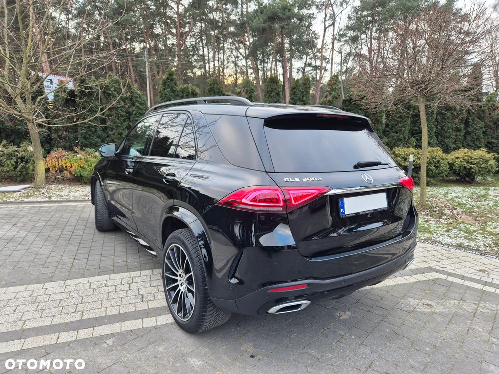 Mercedes-Benz GLE - 16