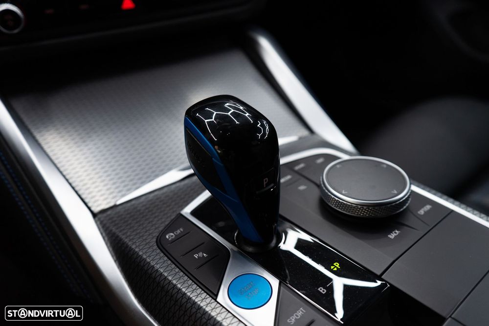 BMW i4 M50 Gran Coupe - 36