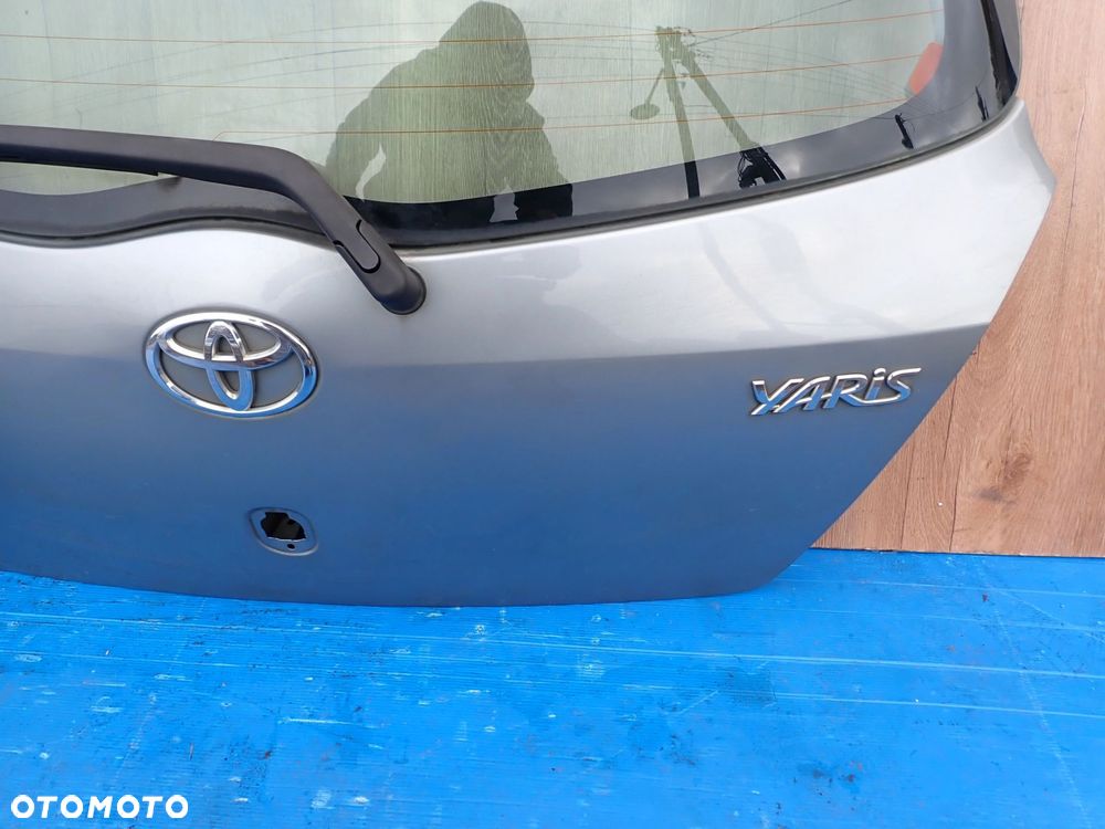TOYOTA YARIS II 06- KLAPA TYLNA BAGAŻNIKA 1F8 - 9
