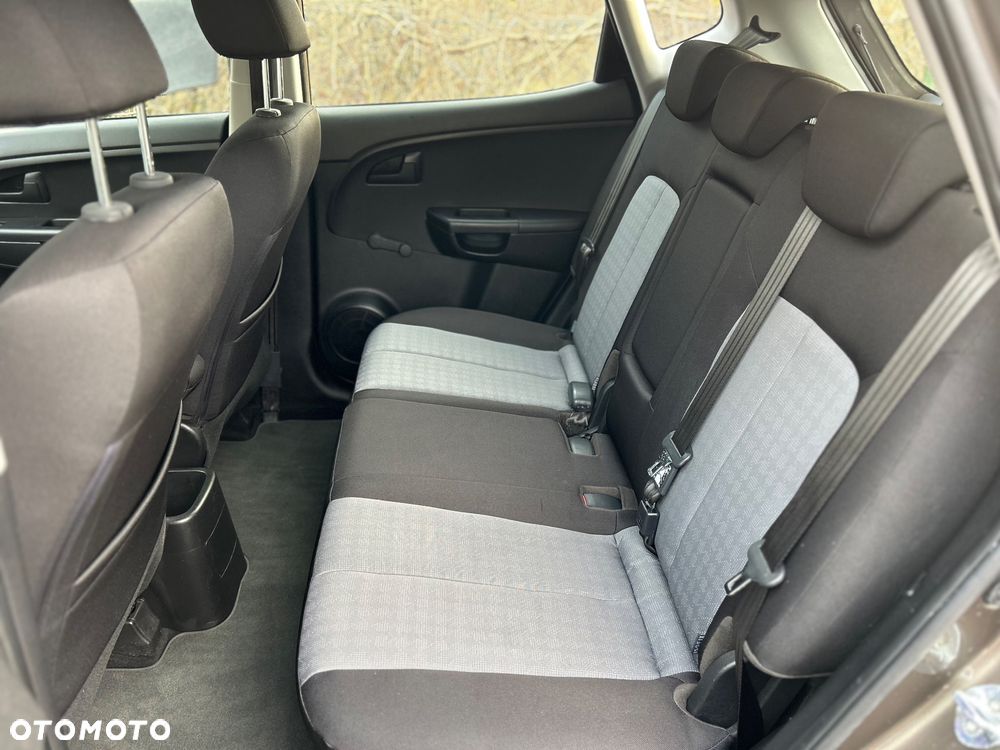 Kia Venga 1.6 CVVT Automatik Platinum Edition - 26