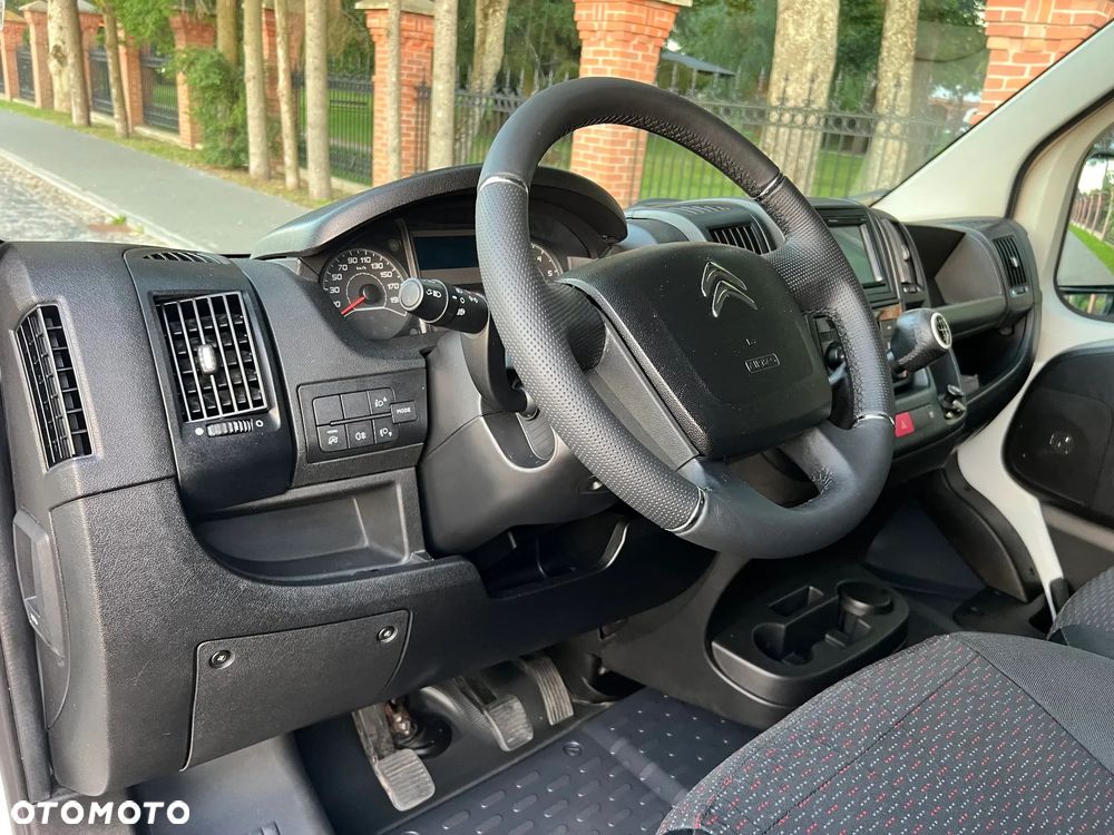 Citroën Jumper 35 2.2 BlueHDi - 17
