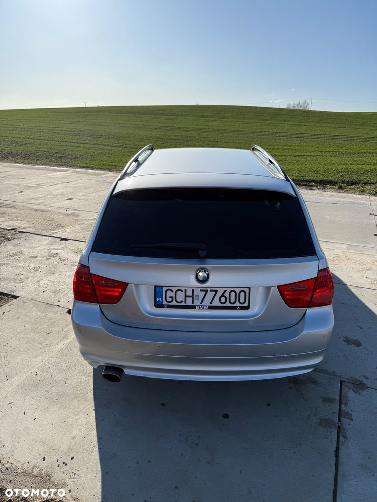 BMW Seria 3 318d DPF - 5