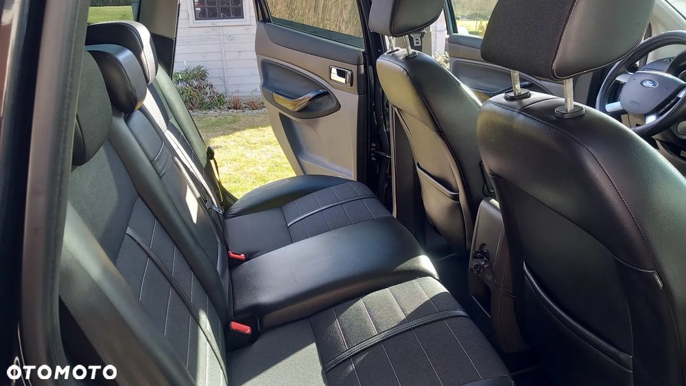 Ford Kuga 2.0 TDCi 4WD Titanium - 14