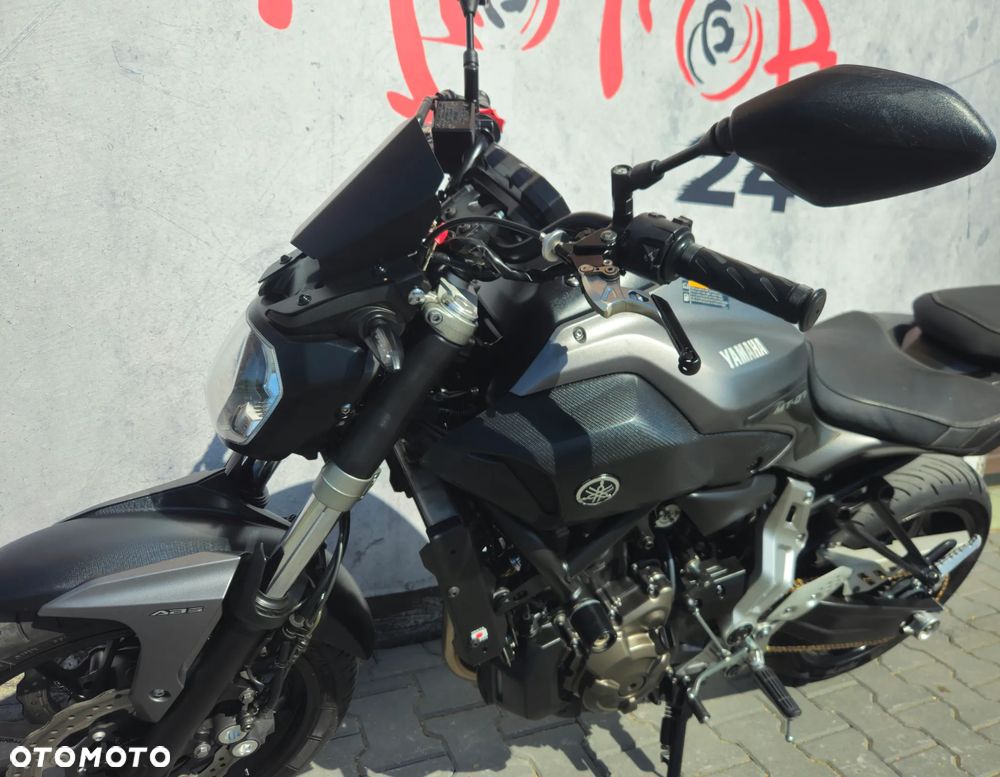 Yamaha MT - 15