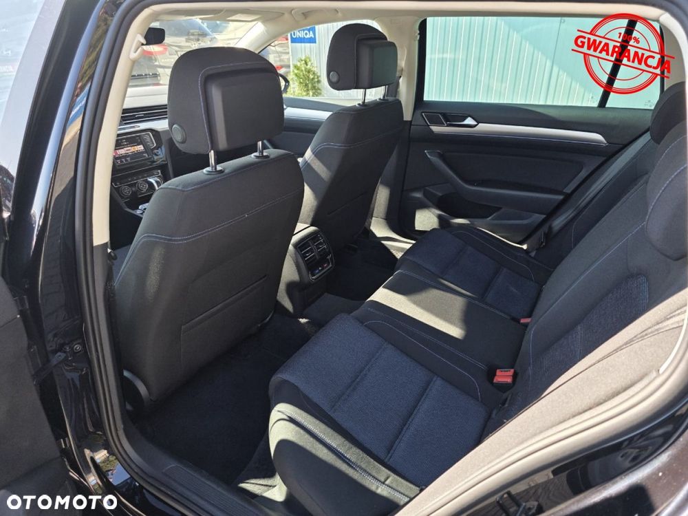 Volkswagen Passat Variant - 20