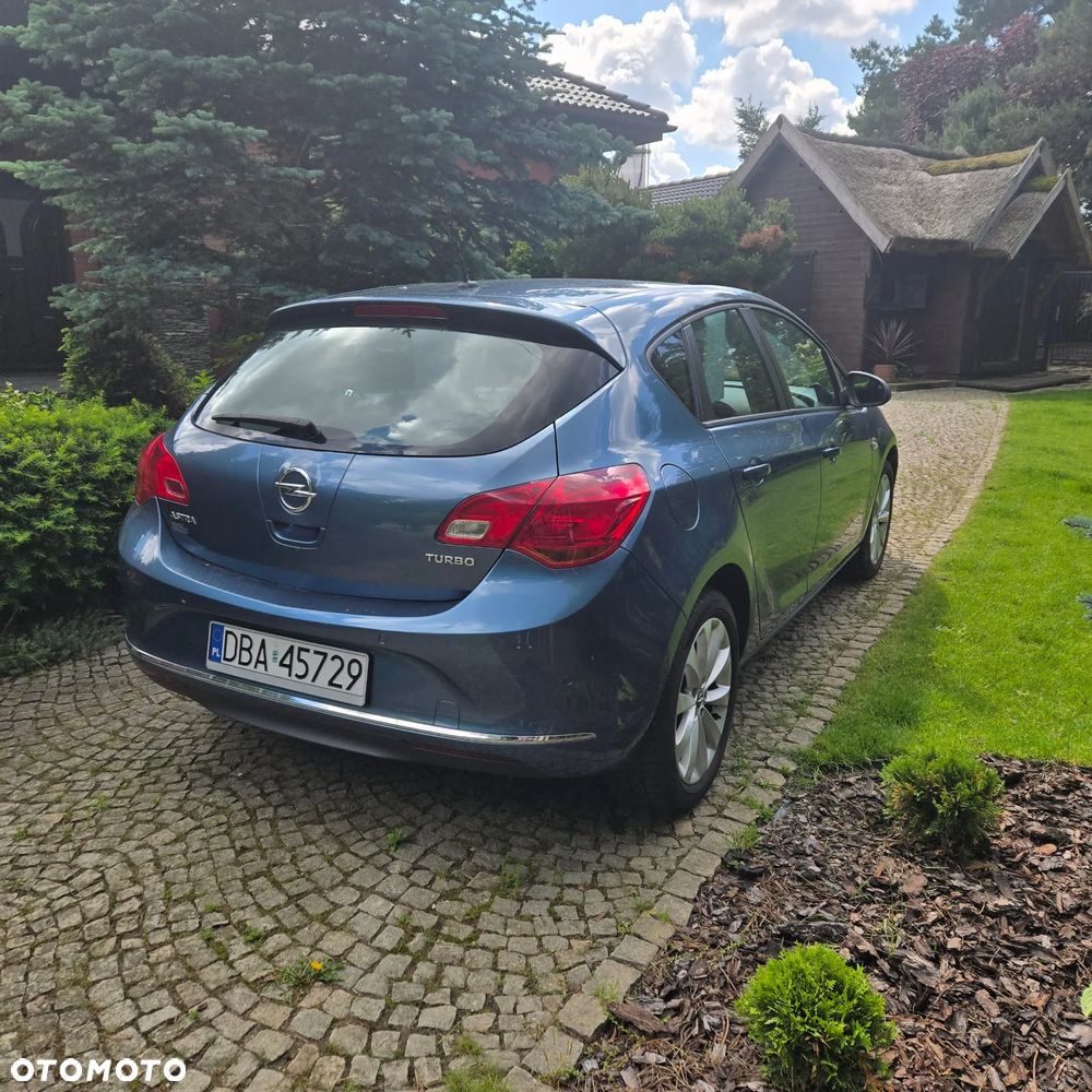 Opel Astra 1.4 Turbo - 9