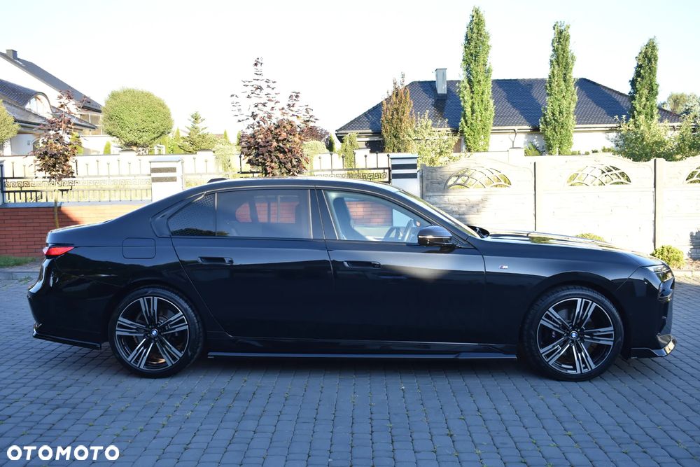 BMW Seria 7 740d xDrive mHEV Individual Edition sport - 4